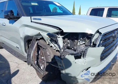 2025 Toyota Sequoia Limited z USA, uszkodzony, nr VIN 7SVAAABA9SX048433